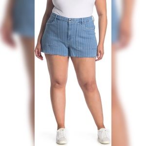 NWT Good American Plus Stripe Cut Off Shorts